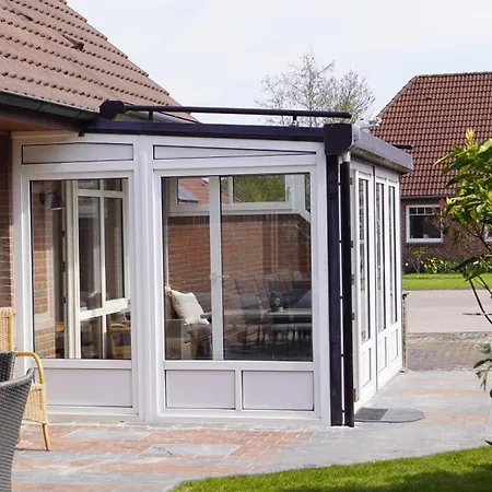 Vakantiehuis Pelles Kuestenperle, Nordsee, Mit Kamin, Sauna, Wintergarten, Strandkorb Schillig